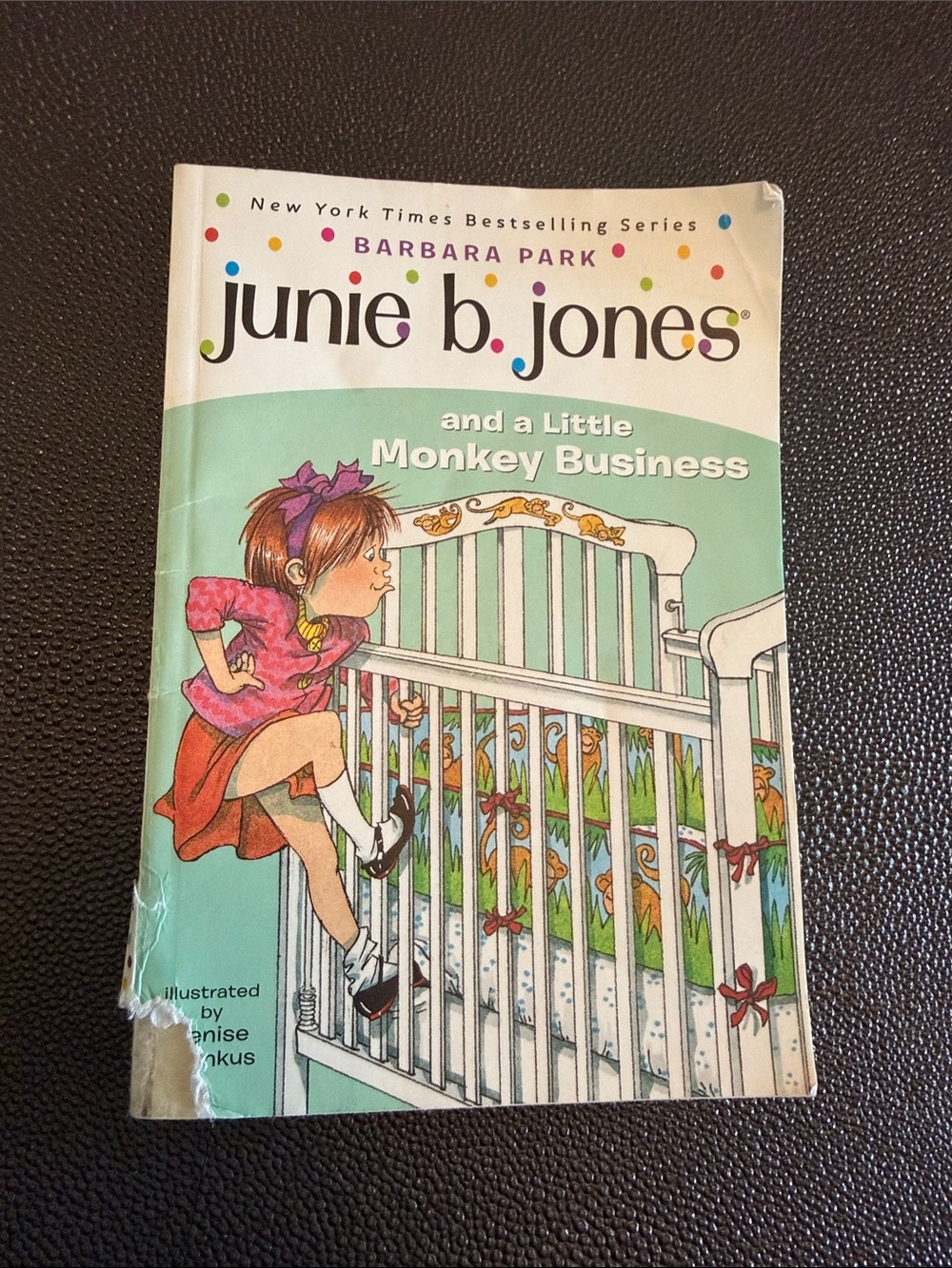 Junie b jones and a Little Monkey Business - Barbara Park (Mint Green Cover)